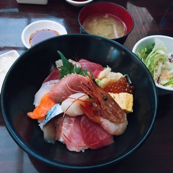 Waraku - Izakaya Near Me - Torrance, California