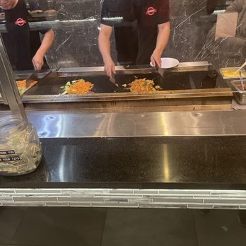 Beijing Buffet - crab legs, oysters, clams, several types of shrimp as well as the more well known type of chinese dishes. - Buffets Near Me - Stockton, California