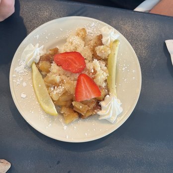 Saltwater Grill - Pineapple cake - New American Near Me - Swansboro, North Carolina Saltwater Grill - Pineapple cake - New American Near Me - Swansboro, North Carolina