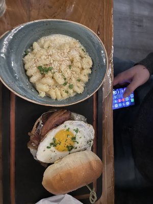 Maize + Mash by null