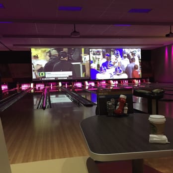 Main Event Frisco - Big TVs to watch the game! - Bowling Near Me - Frisco, Texas