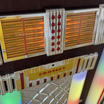 Yeanie's - Jukebox - Diners Near Me - Boston, Massachusetts Yeanie's - Jukebox - Diners Near Me - Boston, Massachusetts