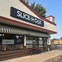 Slice On Oak - Exterior