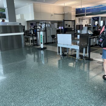 McGhee Tyson Airport - Airports Near Me - Alcoa, Tennessee