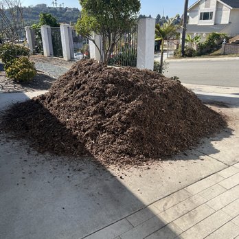San Diego Mulch - 4 cubic yards delivered - Nurseries & Gardening Near Me - San Diego, California San Diego Mulch - 4 cubic yards delivered - Nurseries & Gardening Near Me - San Diego, California