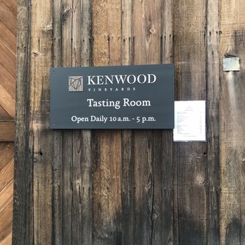 Kenwood Vineyards - Wine Tasting Room Near Me - Kenwood, California