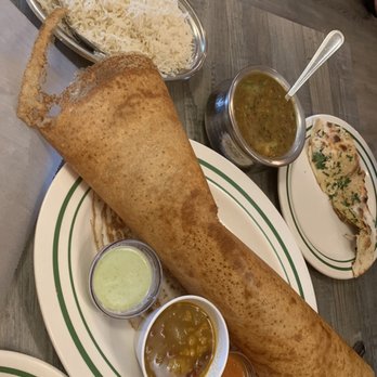 Dosa n Curry - Masala Dosai and garlic naan - Indian Near Me - Somerville, Massachusetts