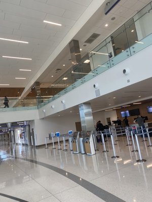 Lafayette Regional Airport by null