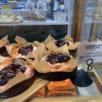 Tous Les Jours - Bakeries Near Me - Chantilly, Virginia