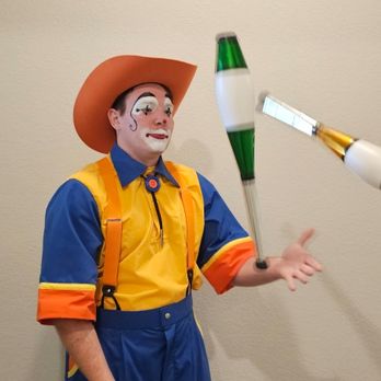 Shindig Clowning - Balloon Services Near Me - Angleton, Texas