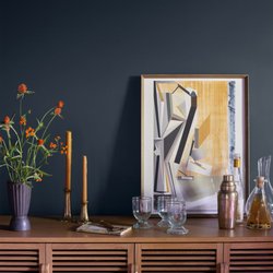 Kick off your paint color journey with inspiration photos featuring some of Benjamin Moore's most popular colors--paired with ...