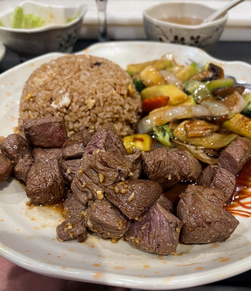 FUJI SUSHI & STEAKHOUSE Updated April 2024 111 Photos & 34 Reviews