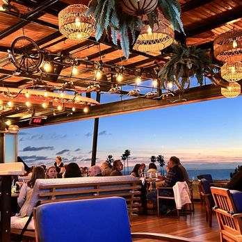 Monarch Ocean Pub - Sunset views over the ocean - Gastropubs Near Me - Del Mar, California Monarch Ocean Pub - Sunset views over the ocean - Gastropubs Near Me - Del Mar, California