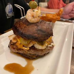 Sports Bar at Grand Solmar - Surf and turf burger