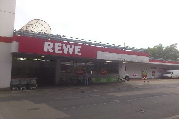 Rewe 12 Reviews Grocery Rhondorfer Str 19 Zollstock Koln Nordrhein Westfalen Germany Phone Number Yelp