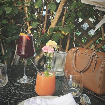 Cobi's - Frosé and carbonic sangria - Indian Near Me - Santa Monica, California Cobi's - Frosé and carbonic sangria - Indian Near Me - Santa Monica, California