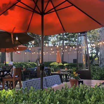 Spaghettini - New outdoor dining area - Italian Near Me - Seal Beach, California Spaghettini - New outdoor dining area - Italian Near Me - Seal Beach, California