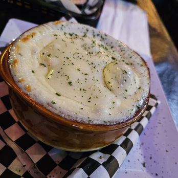 Oaklyn Manor Bar & Grill - Onion soup - Bars Near Me - Oaklyn, New Jersey