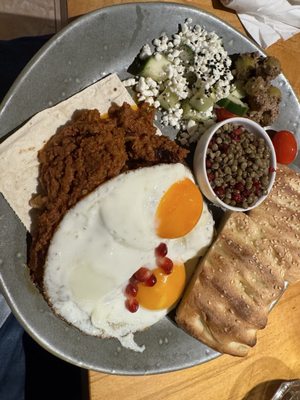 Takht-e Tavoos Restaurant by null