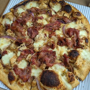 Local Myth Pizza - Creamy Chicken Pizza, Small - Pizza Near Me - Chelan, Washington Local Myth Pizza - Creamy Chicken Pizza, Small - Pizza Near Me - Chelan, Washington