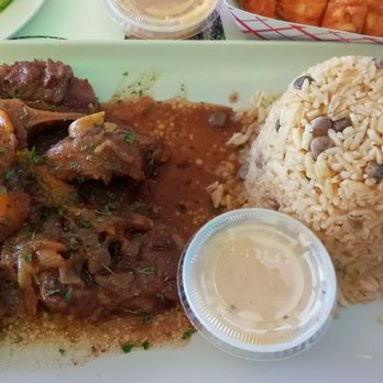 Jenavies Cafe - Oxtail rice & peas - Latin American Near Me - Bronx, New York Jenavies Cafe - Oxtail rice & peas - Latin American Near Me - Bronx, New York