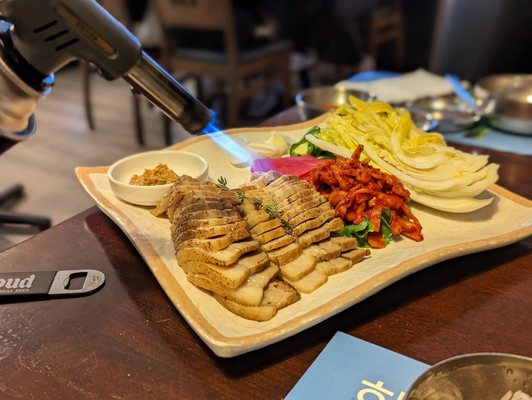 Jang Tuh Bossam by null