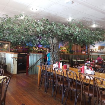 Middendorf's - Manchac - A tree inside makes the ambience pleasant - Seafood Near Me - Akers, Louisiana Middendorf's - Manchac - A tree inside makes the ambience pleasant - Seafood Near Me - Akers, Louisiana