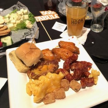 Sliders Grill & Bar - American Near Me - Wallingford, Connecticut Sliders Grill & Bar - American Near Me - Wallingford, Connecticut