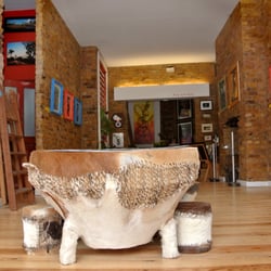 13 The Gallery