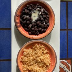 El Huipil - Side of Black Beans & Rice