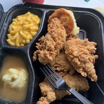 Lee's Famous Recipe Chicken - Fast Food Near Me - Richmond, Virginia