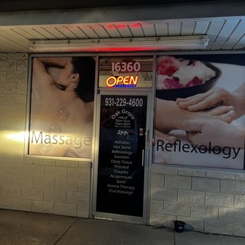Viva Spa - Massage Near Me - Oak Grove, Kentucky