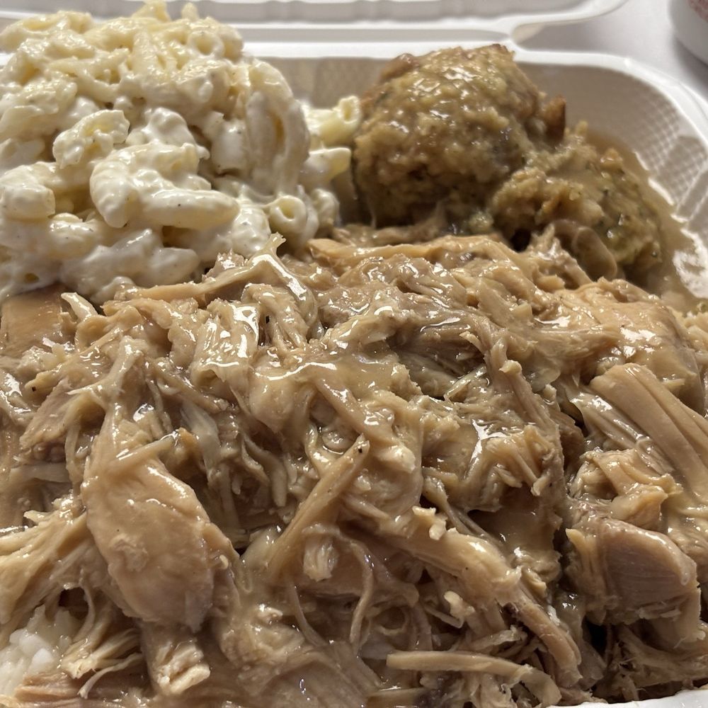 Scoopers Kitchen - Fresh Mini Roasted Turkey plate - American Near Me - Waipahu, Hawaii Scoopers Kitchen - Fresh Mini Roasted Turkey plate - American Near Me - Waipahu, Hawaii