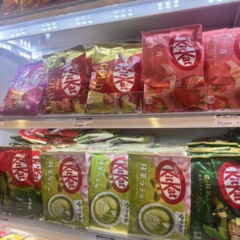 Ten Ichi Mart - Japanese Kit Kats (Matcha, Matcha latte, Matcha chocolate, strawberry, Gold, Strawberry shortcake) - International Grocery Near Me - New York, New York Ten Ichi Mart - Japanese Kit Kats (Matcha, Matcha latte, Matcha chocolate, strawberry, Gold, Strawberry shortcake) - International Grocery Near Me - New York, New York