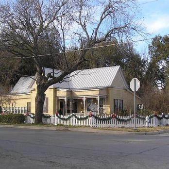 Ratliff House - Grabbed from their website. - Landmarks & Historical Buildings Near Me - Granbury, Texas Ratliff House - Grabbed from their website. - Landmarks & Historical Buildings Near Me - Granbury, Texas