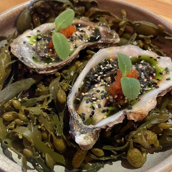 Thirty5 - Japanese oysters 5€ each - Food Near Me - Volendam, New Hampshire