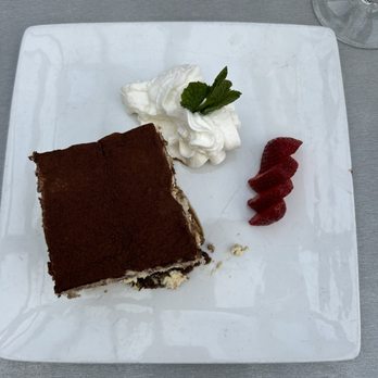 Union Rooftop - Tiramisu - New American Near Me - Minneapolis, Minnesota Union Rooftop - Tiramisu - New American Near Me - Minneapolis, Minnesota