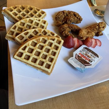 Boulevard 301 - Chicken and waffles the chicken doesn't look so good but it had pretty good flavor to it and not dried out as it looked - Breakfast & Brunch Near Me - Puerto Peñasco, SON Boulevard 301 - Chicken and waffles the chicken doesn't look so good but it had pretty good flavor to it and not dried out as it looked - Breakfast & Brunch Near Me - Puerto Peñasco, SON