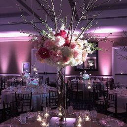 Centerpieces. Venue: Hilton Waterfront - Huntington Beach, CA. Centerpieces. Venue: Hilton Waterfront - Huntington Beach, CA.