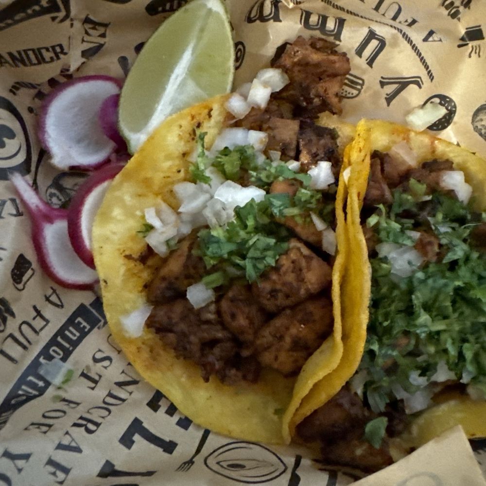 El Azul Taqueria - Tacos Near Me - Honolulu, Hawaii