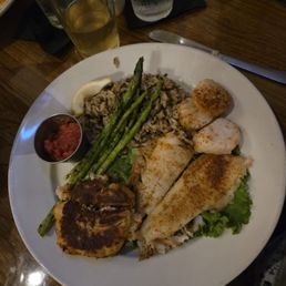 Broiled Seafood Platter Broiled Seafood Platter