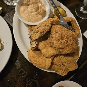 Sylvia's Restaurant - Fried fish - Southern Near Me - New York, New York Sylvia's Restaurant - Fried fish - Southern Near Me - New York, New York