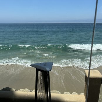 Splashes Restaurant - Ocean view - New American Near Me - Laguna Beach, California Splashes Restaurant - Ocean view - New American Near Me - Laguna Beach, California