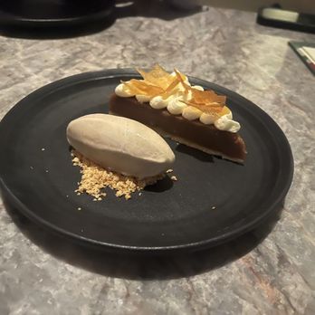 Animae - Red bean tart - Asian Fusion Near Me - San Diego, California Animae - Red bean tart - Asian Fusion Near Me - San Diego, California