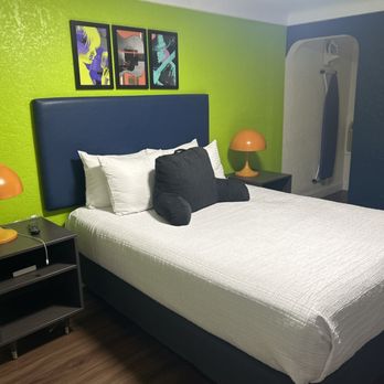 Signature Inn Eugene - Hotels Near Me - Eugene, Oregon