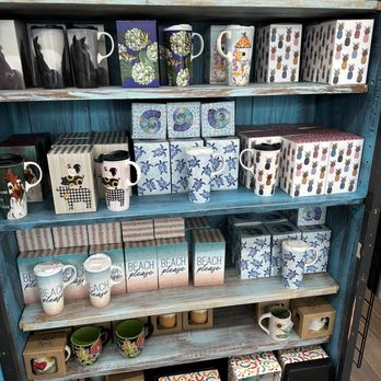Buc-ee's - Inside - Souvenir Shops Near Me - Pass Christian, Mississippi