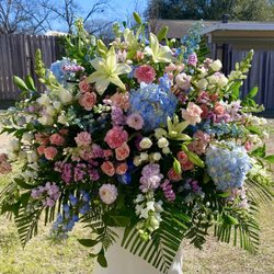 Gold Crown Floral and Events