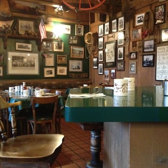 Wagon Wheel Coffee Shop - Wagon Wheel coffee shop, Carmel, CA - Breakfast & Brunch Near Me - Carmel, California Wagon Wheel Coffee Shop - Wagon Wheel coffee shop, Carmel, CA - Breakfast & Brunch Near Me - Carmel, California