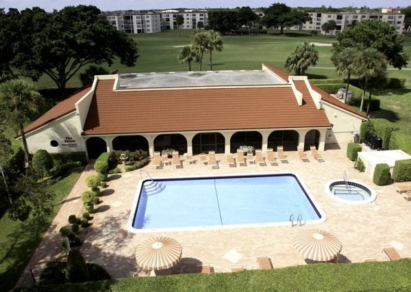 Slide of Regency Roofing Shakemasters