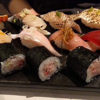 Tomo Sushi - Sushi Lunch Deluxe (Chef's selection) - Sushi Bars Near Me - Mississauga, Ontario Tomo Sushi - Sushi Lunch Deluxe (Chef's selection) - Sushi Bars Near Me - Mississauga, Ontario